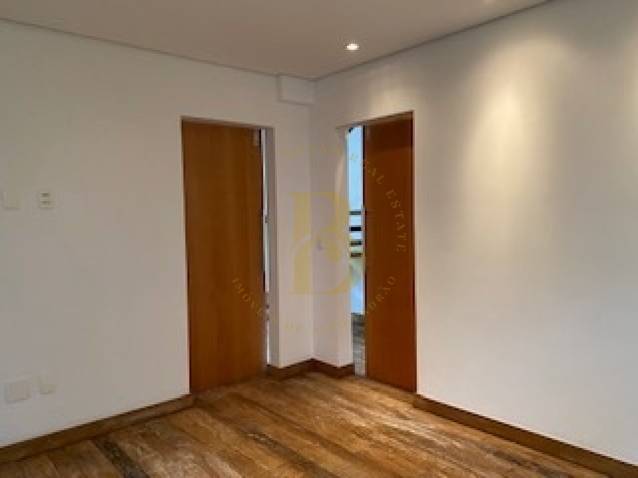 Foto 13 - BR11515