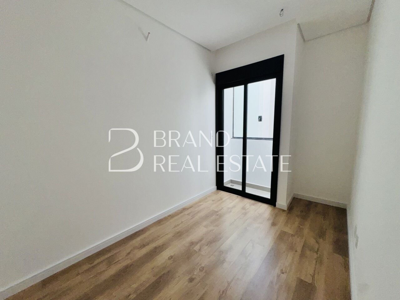 Foto 21 - BR12035