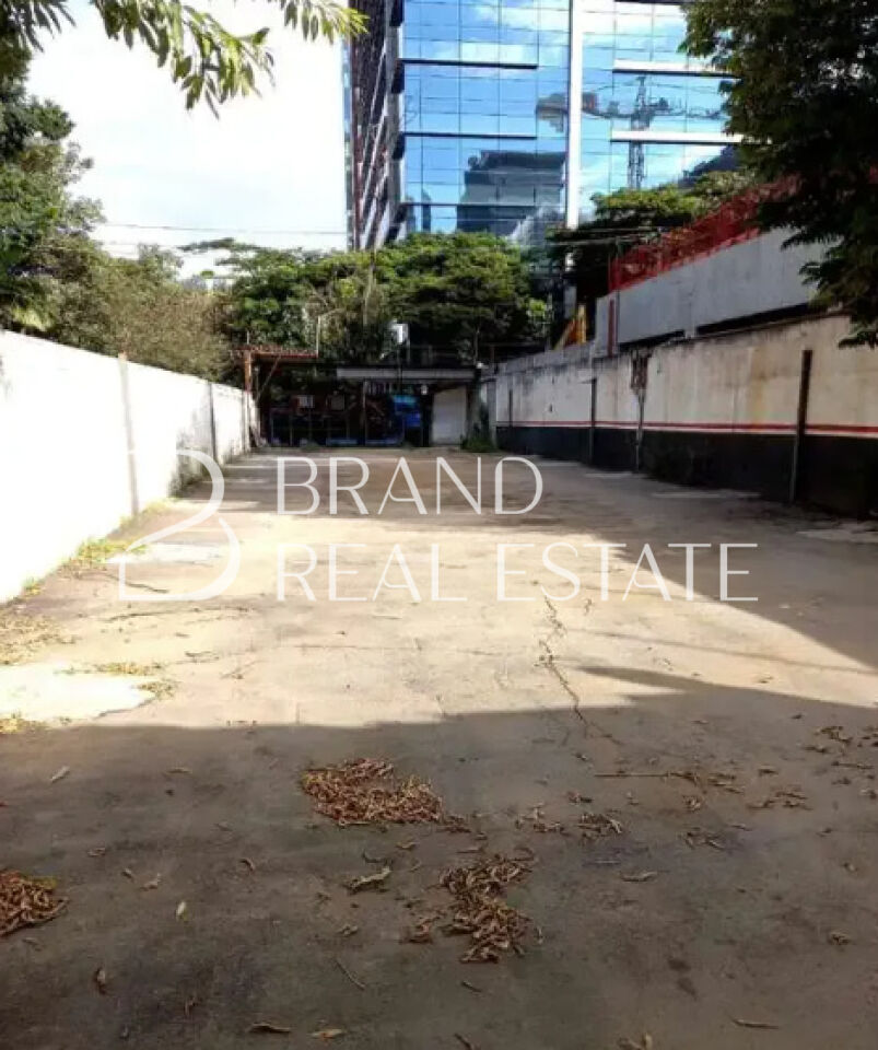 Foto 8 - BR12036