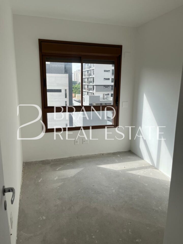 Foto 7 - BR12135