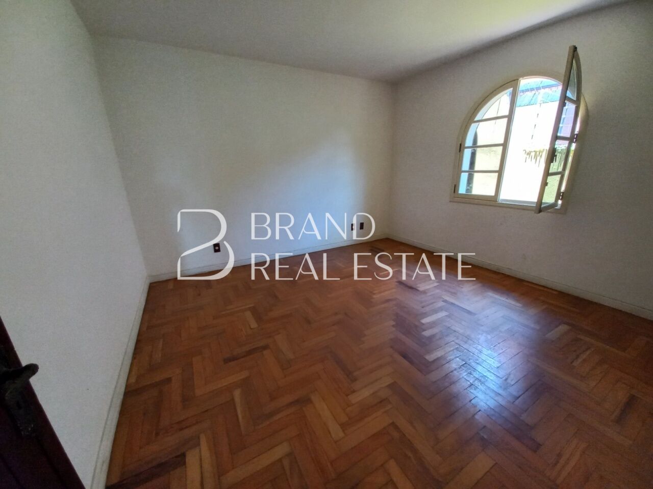 Foto 13 - BR12302