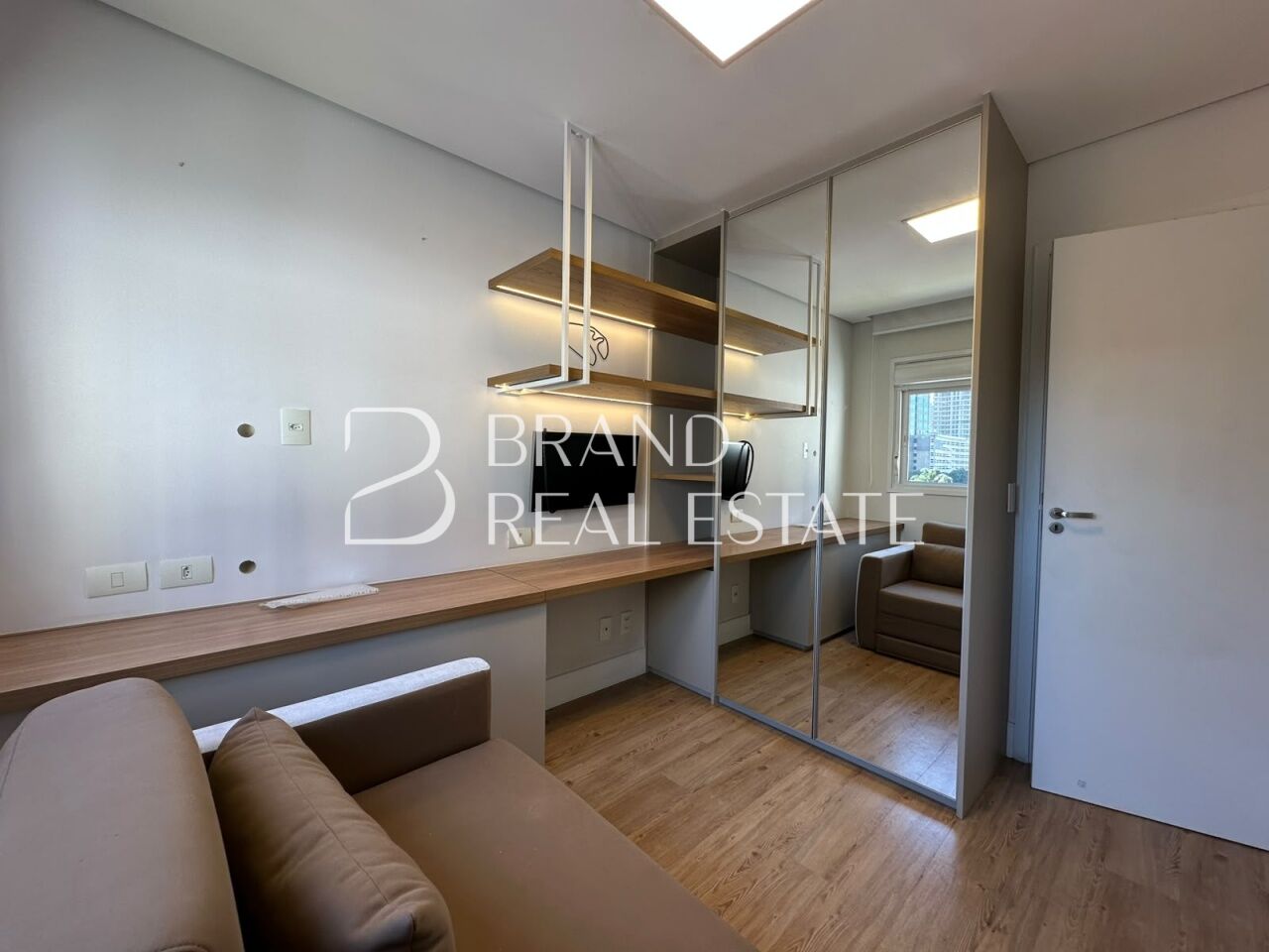 Foto 36 - BR12810