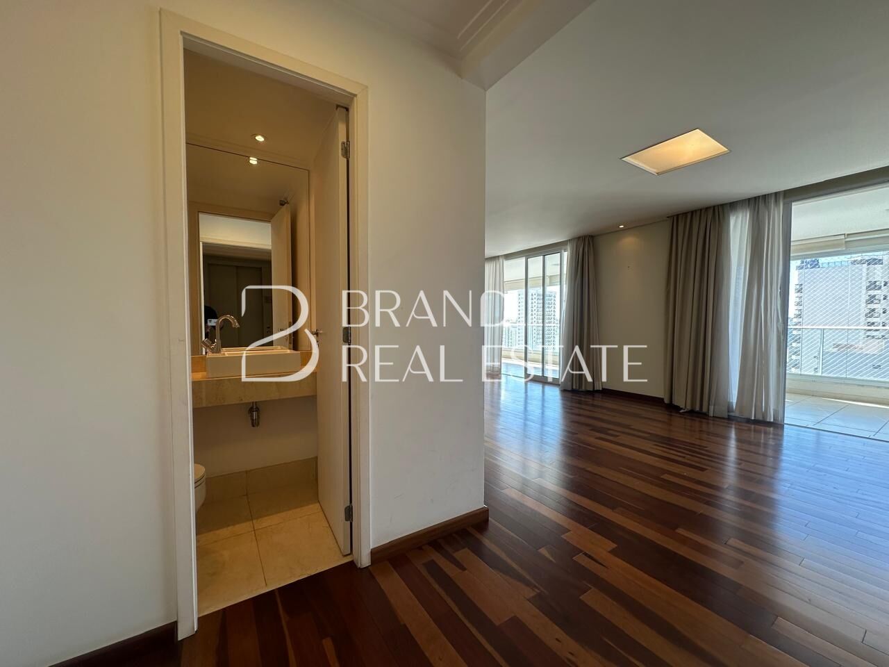 Foto 7 - BR13008