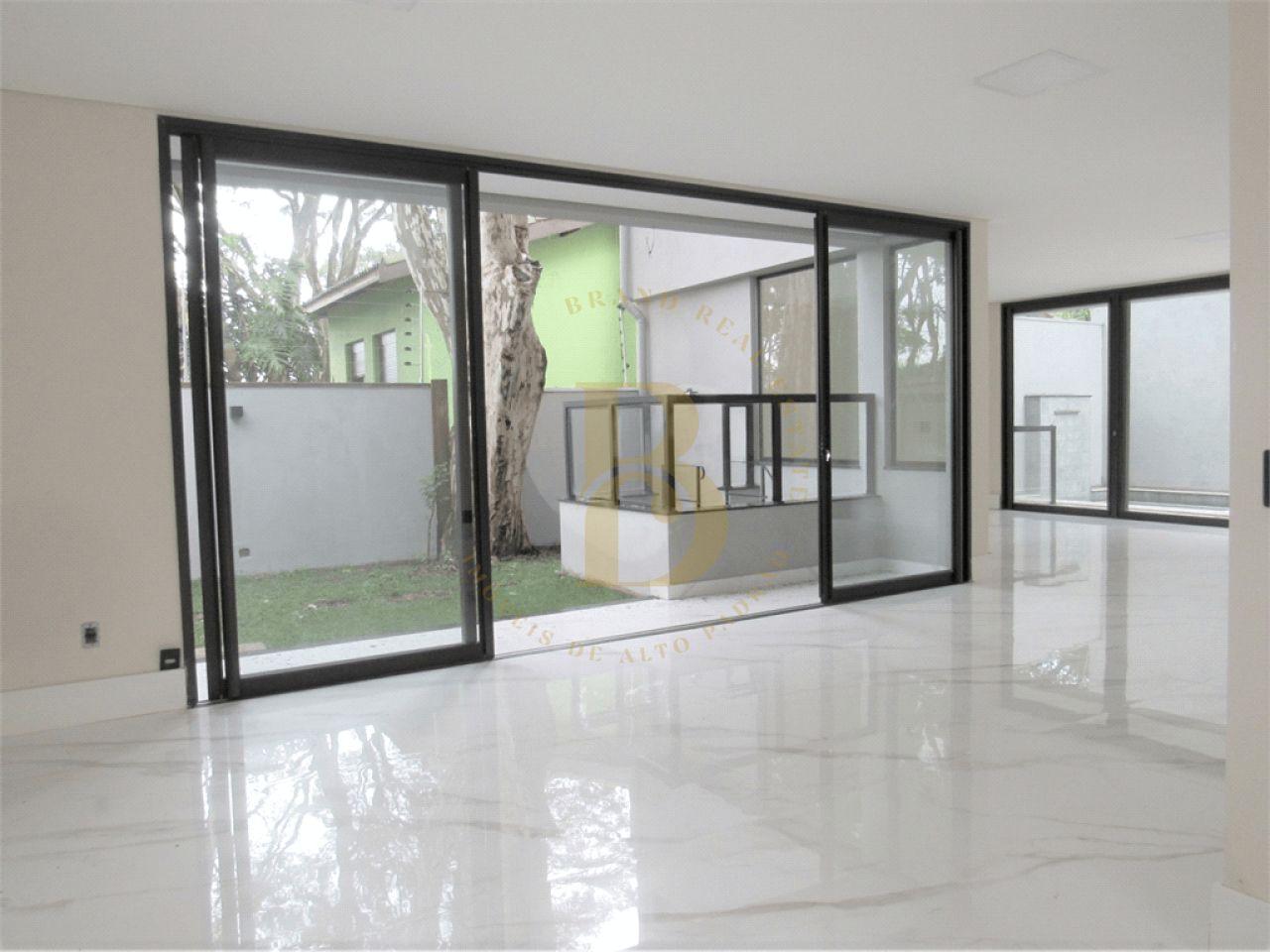 Foto 3 - BR1438