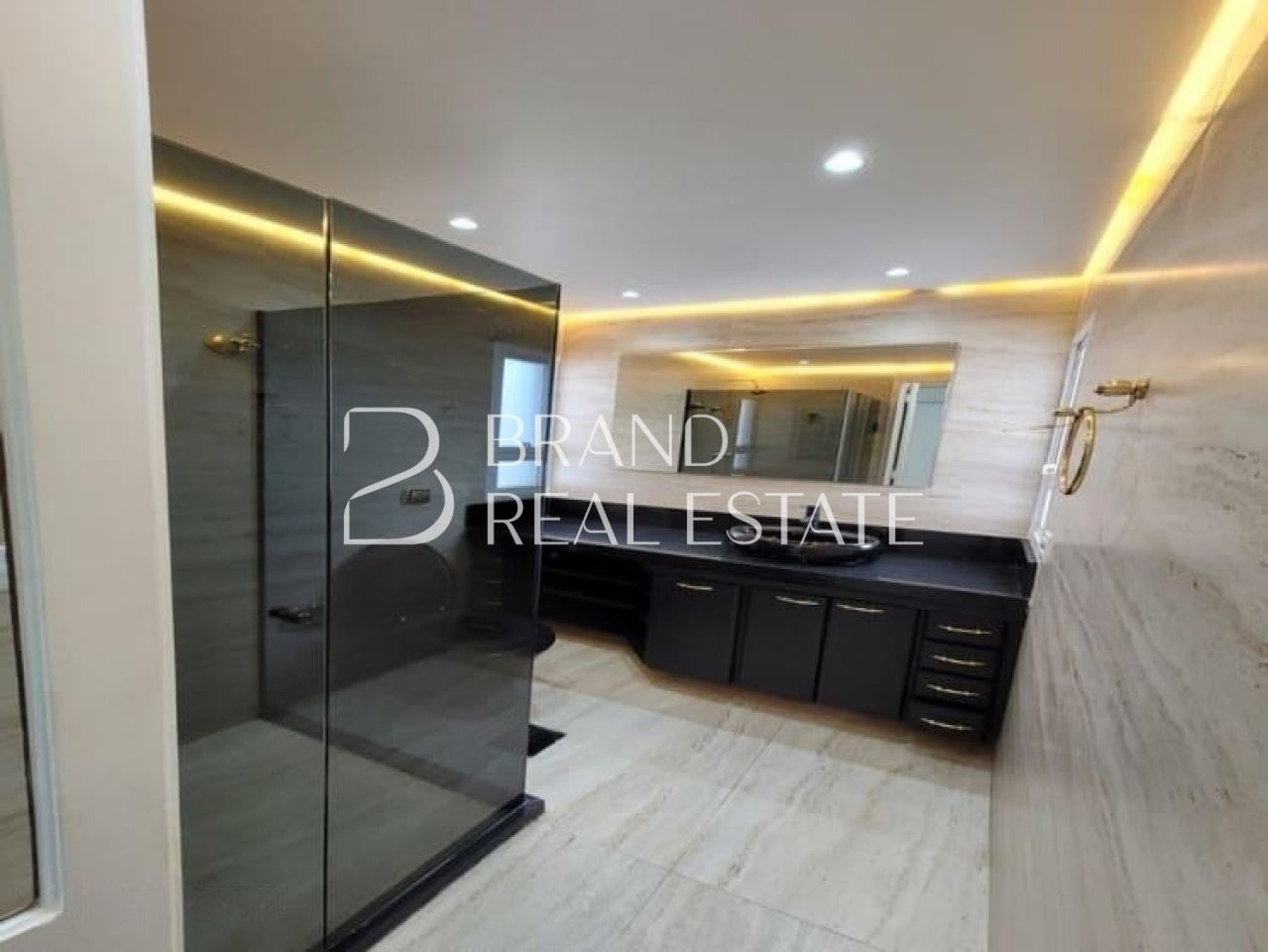 Foto 4 - BR1523