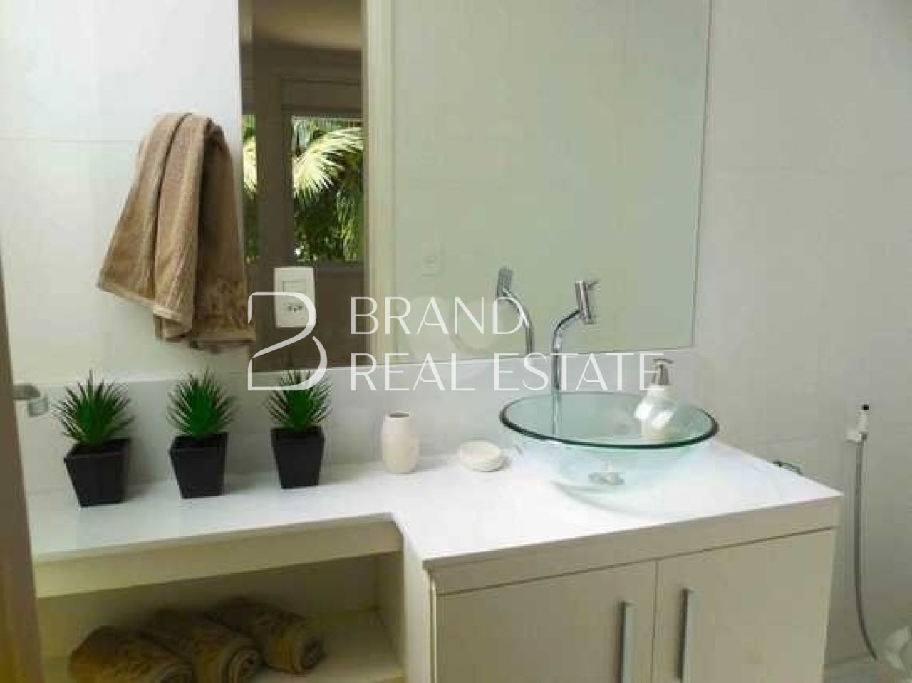 Foto 16 - BR1593