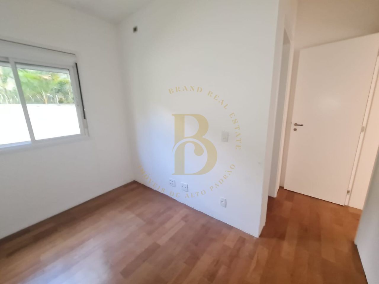 Foto 7 - BR1601