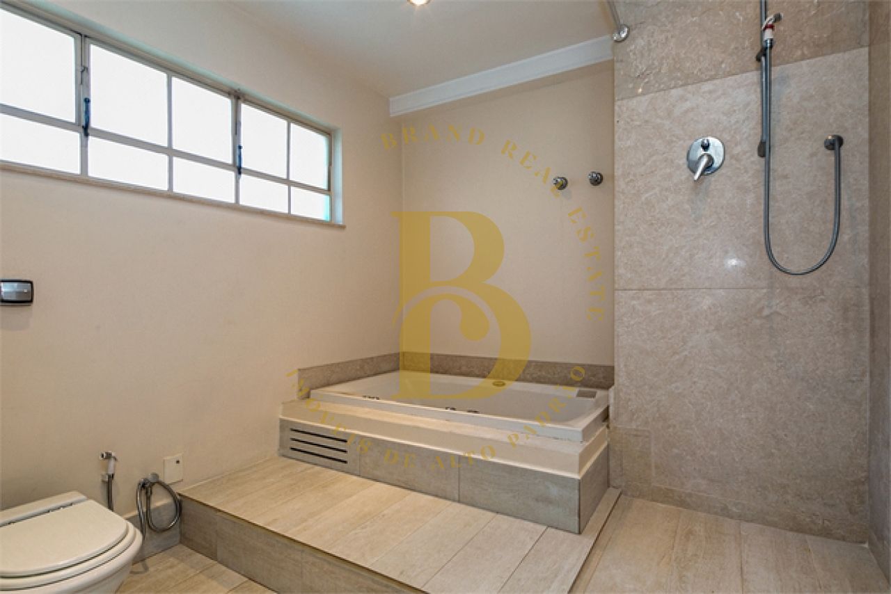 Foto 32 - BR1626