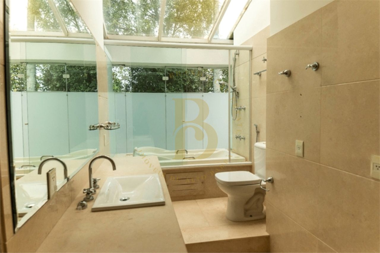 Foto 30 - BR1632