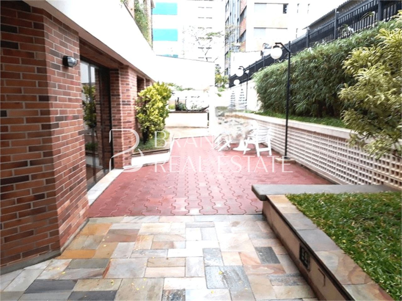 Foto 31 - BR1663