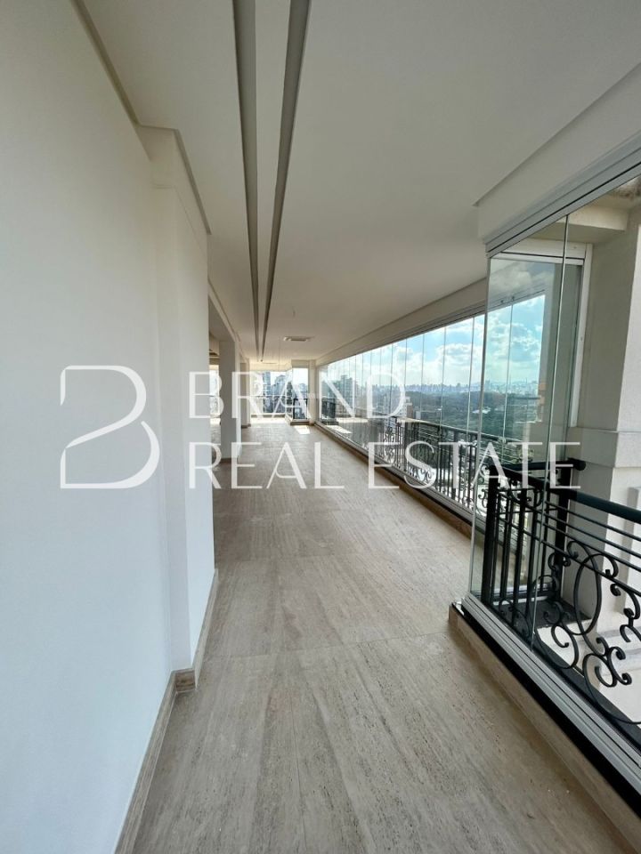 Foto 10 - BR1717