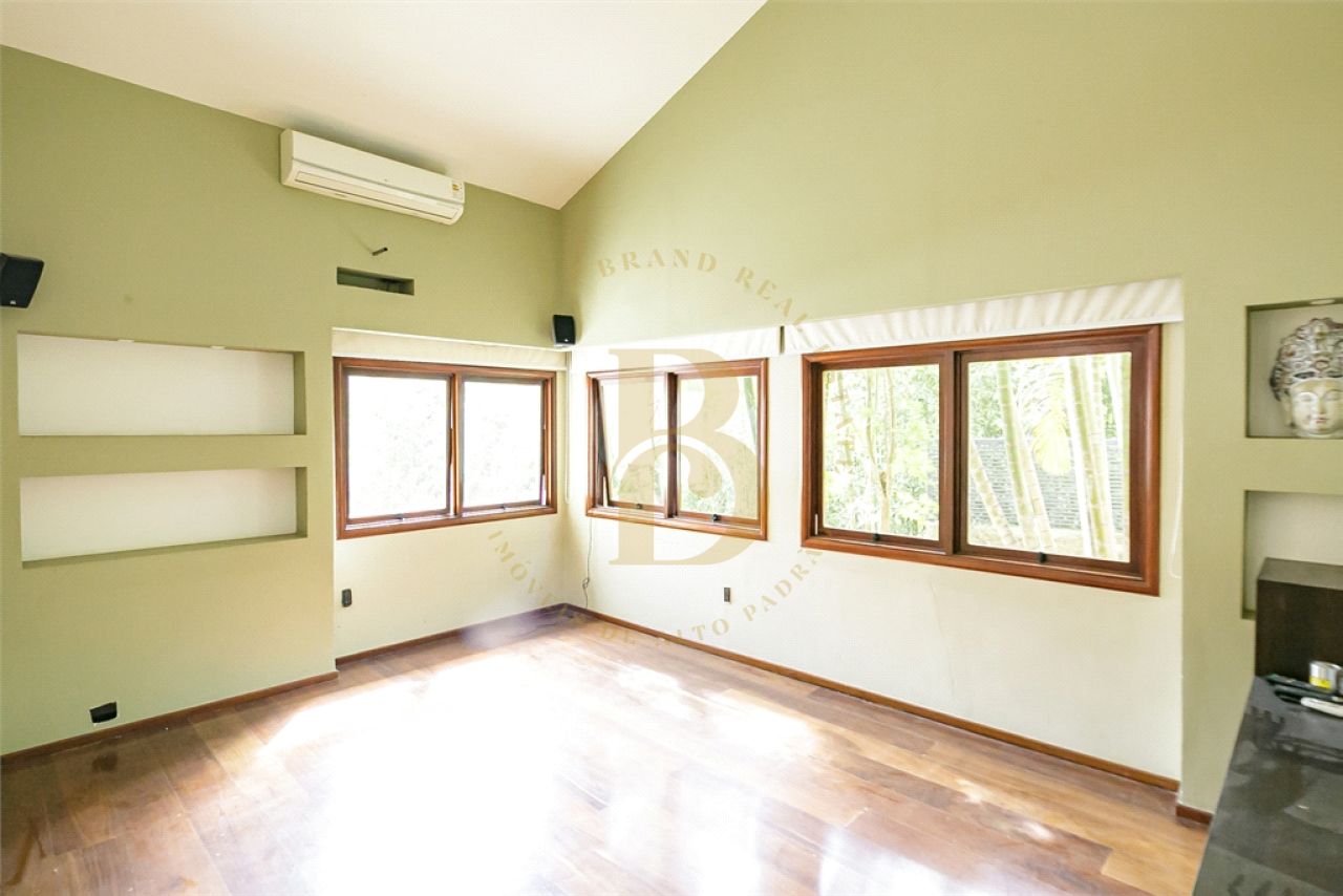 Foto 23 - BR1803
