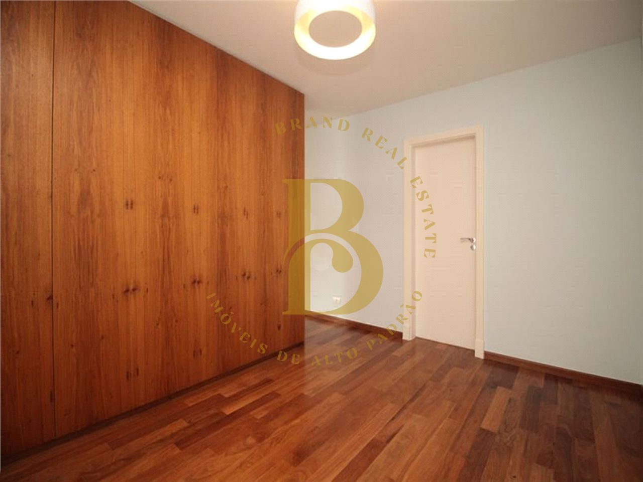 Foto 15 - BR1895