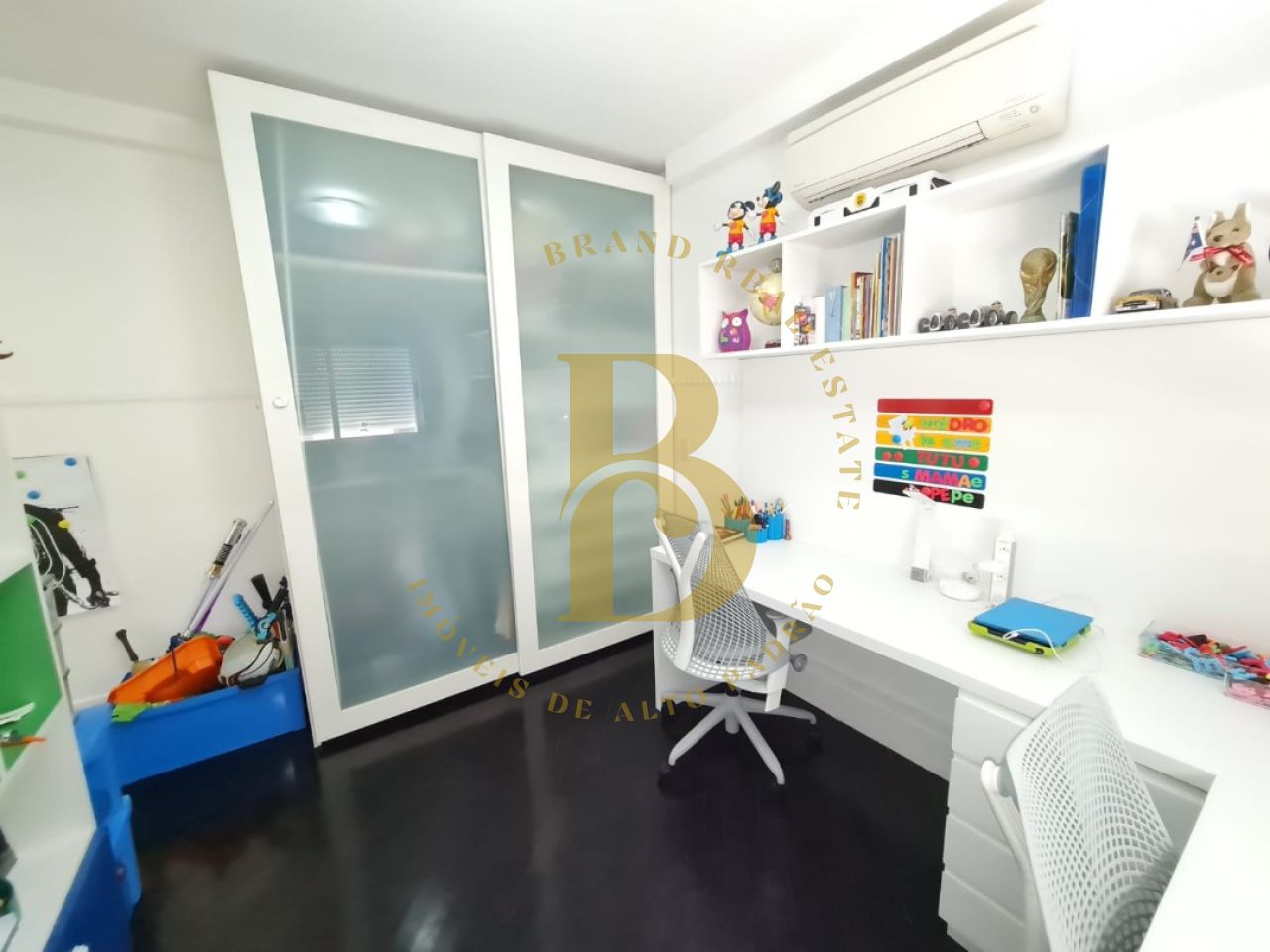 Foto 32 - BR1908