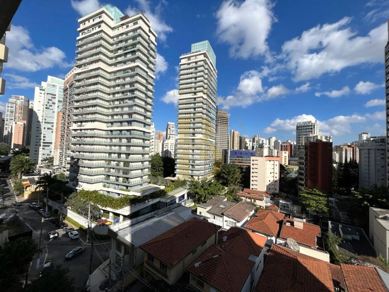 Foto 19 - BR1981