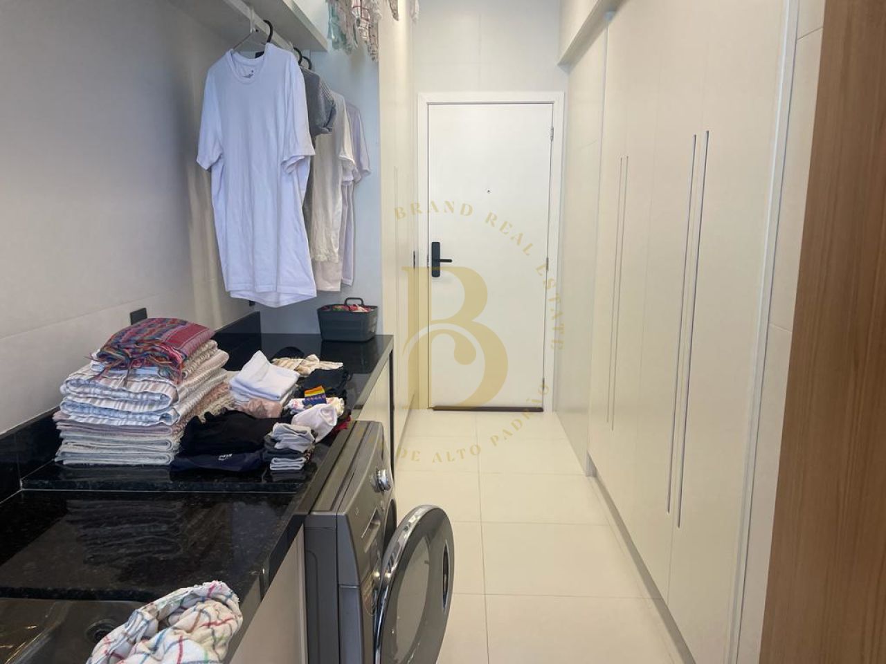 Foto 29 - BR2050