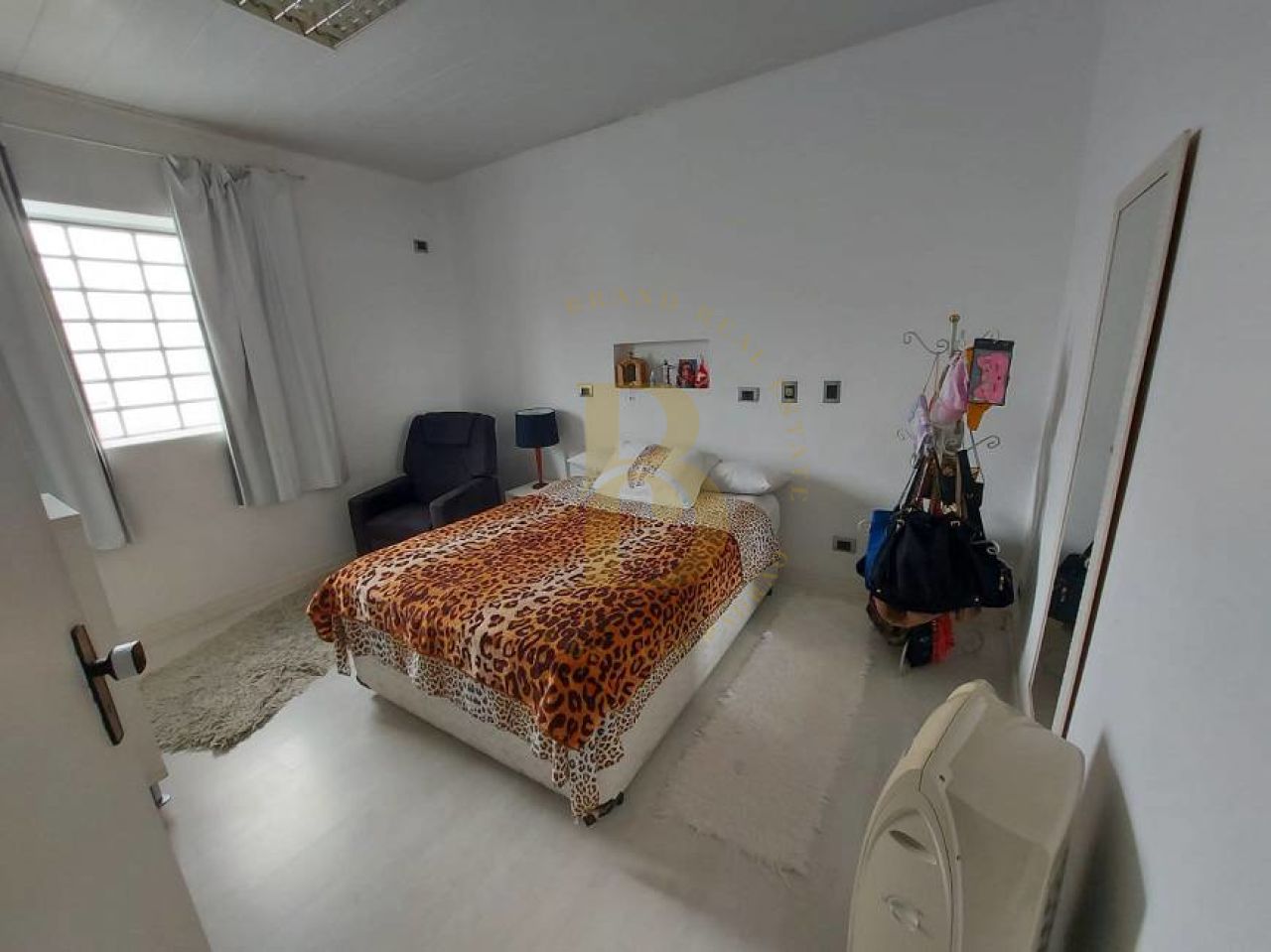 Foto 25 - BR2135