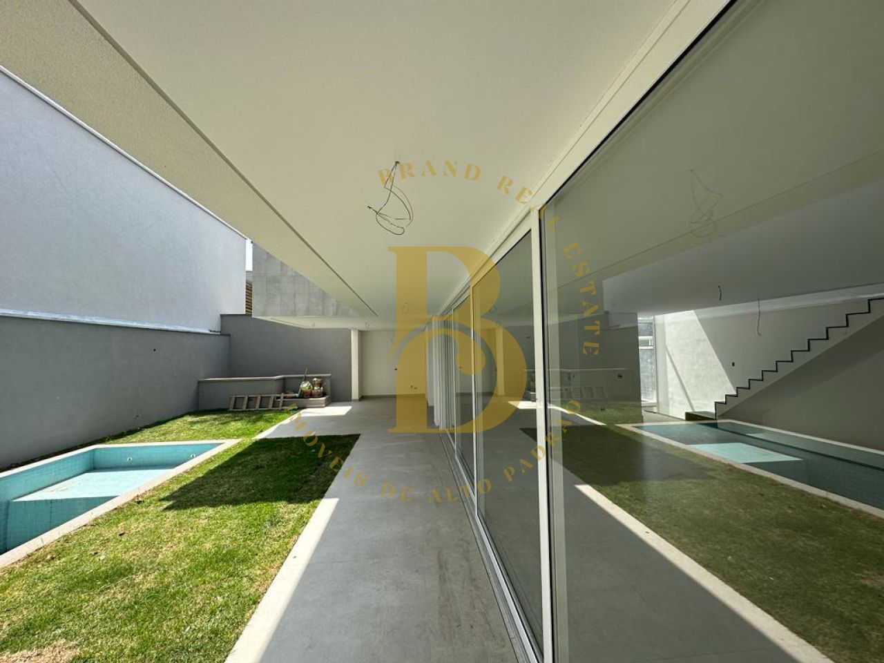 Foto 3 - BR2159