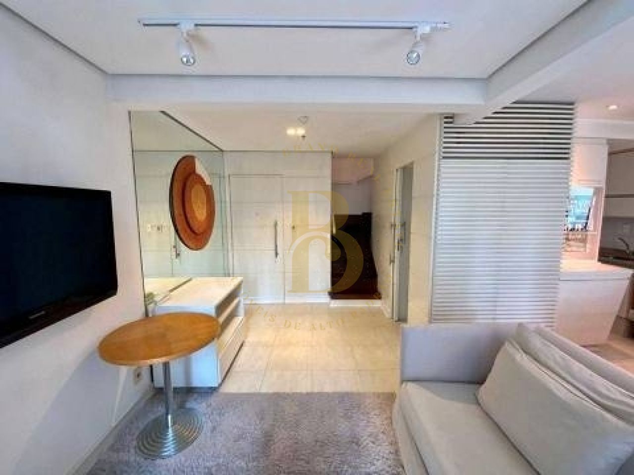 Foto 2 - BR2209
