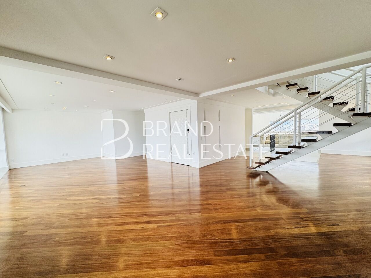 Foto 2 - BR2255