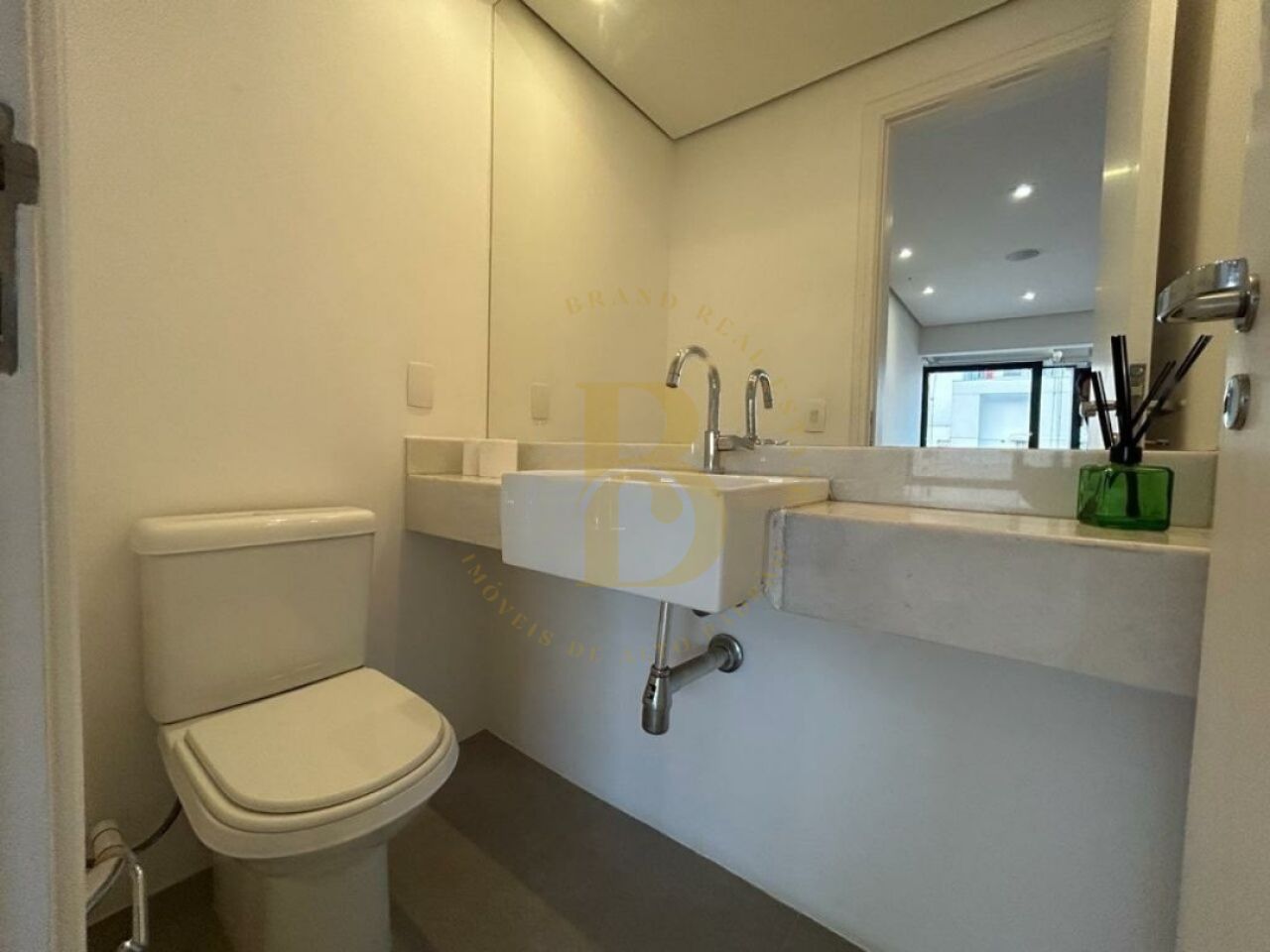 Foto 7 - BR2273
