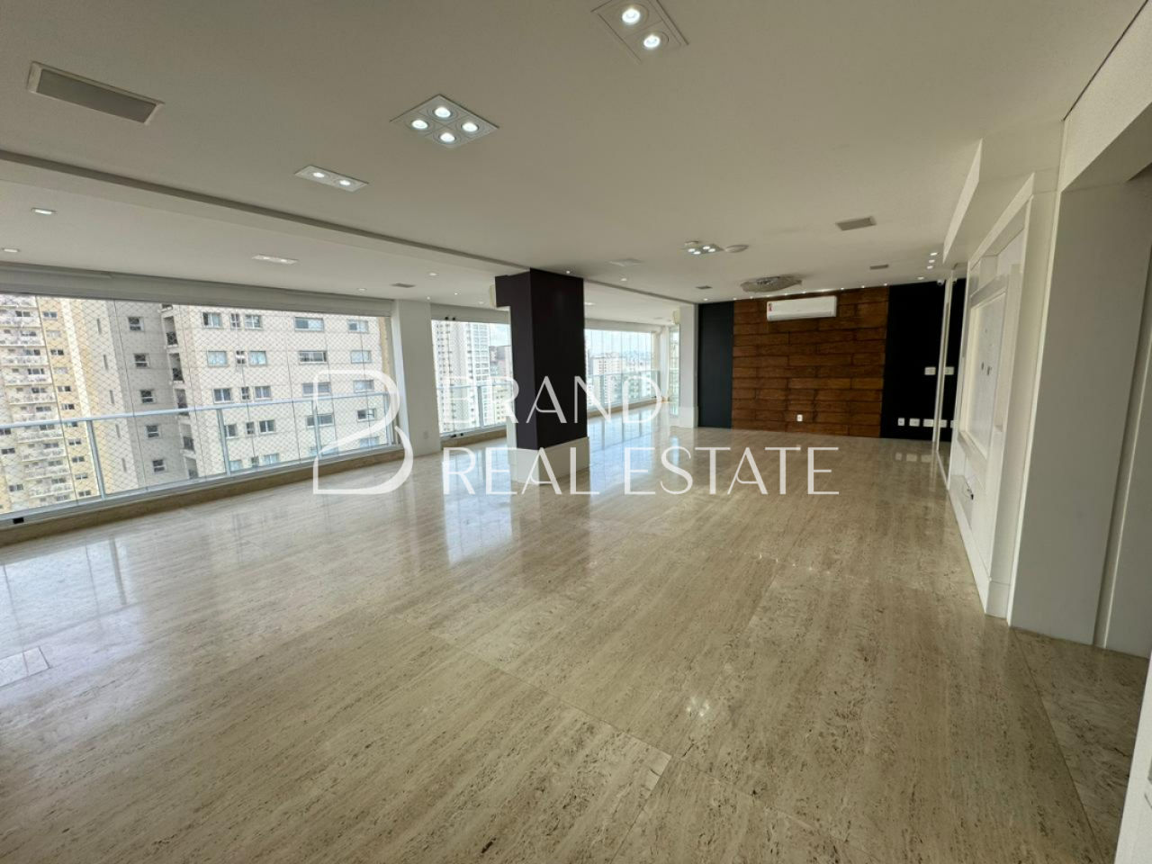 Foto 5 - BR2300