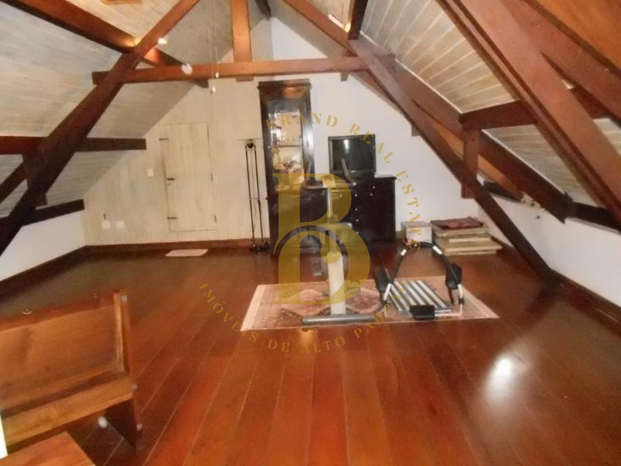 Foto 5 - BR2315