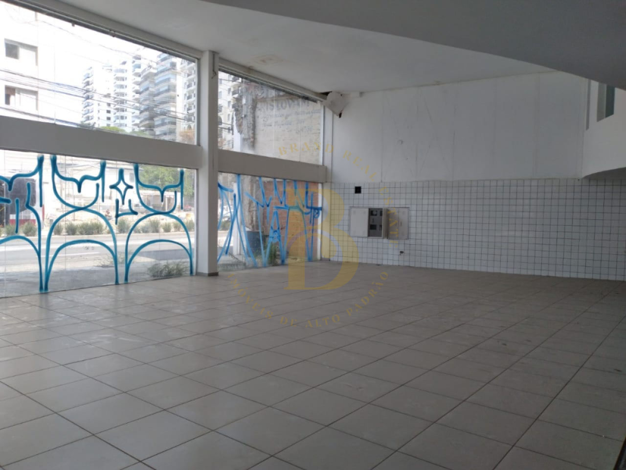 Foto 7 - BR2444