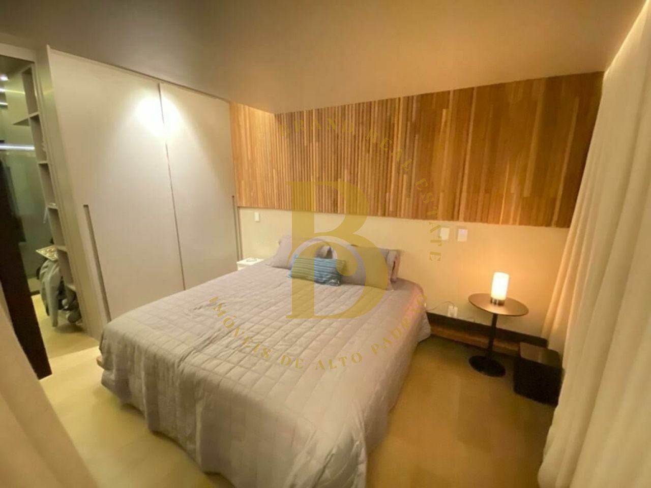 Foto 8 - BR3093