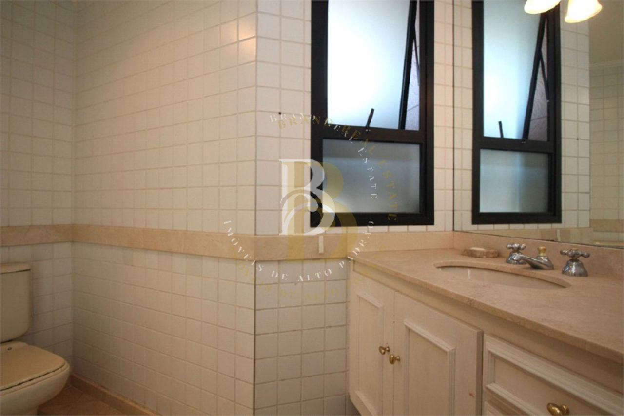 Foto 18 - BR317