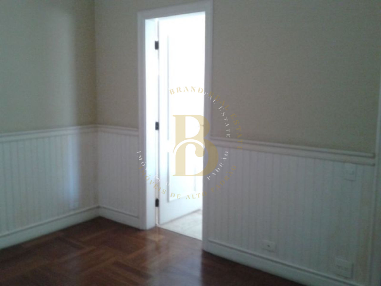 Foto 13 - BR3201