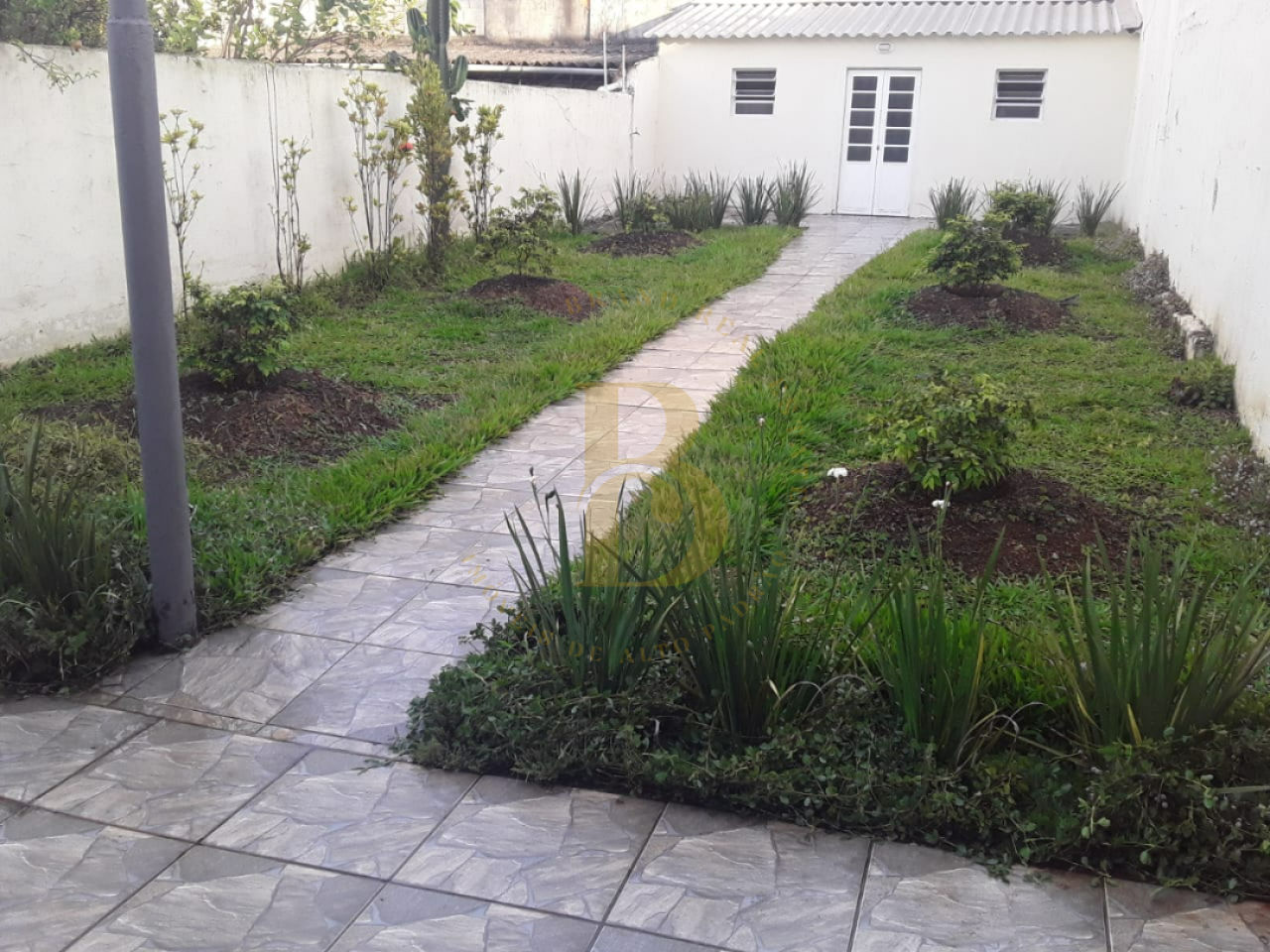 Foto 4 - BR3305