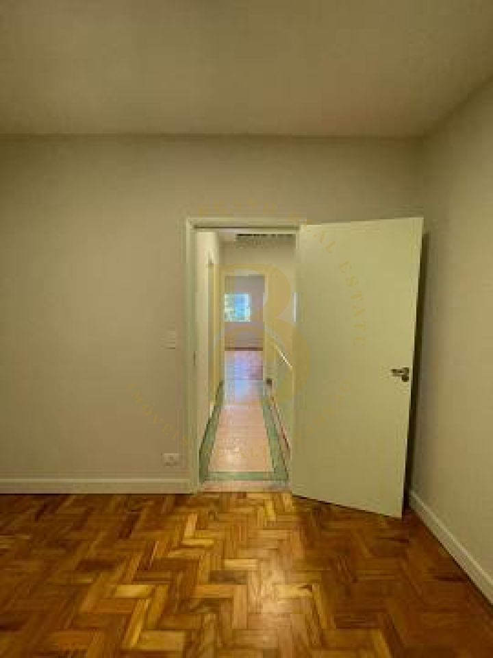 Foto 14 - BR3503