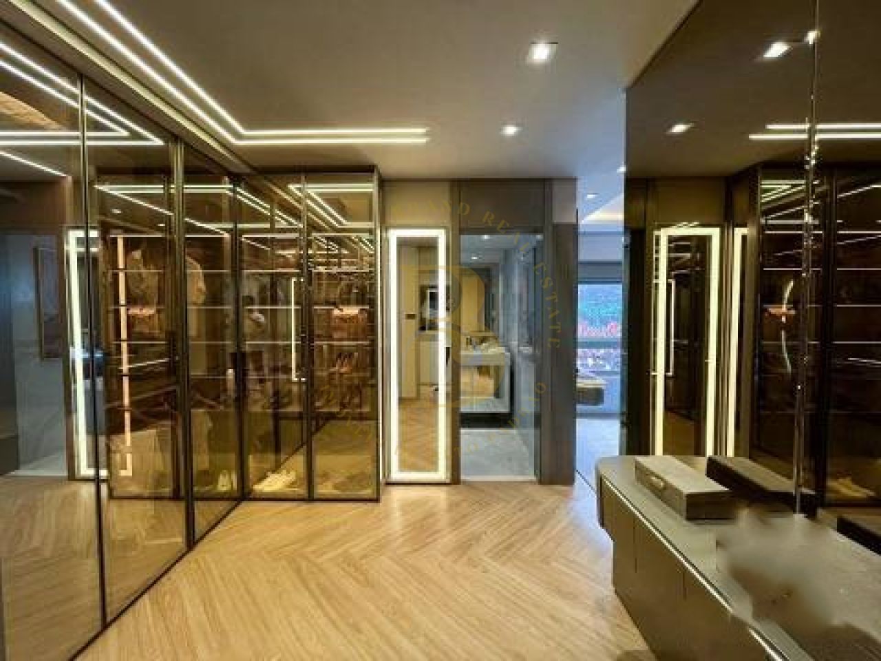 Foto 8 - BR3593