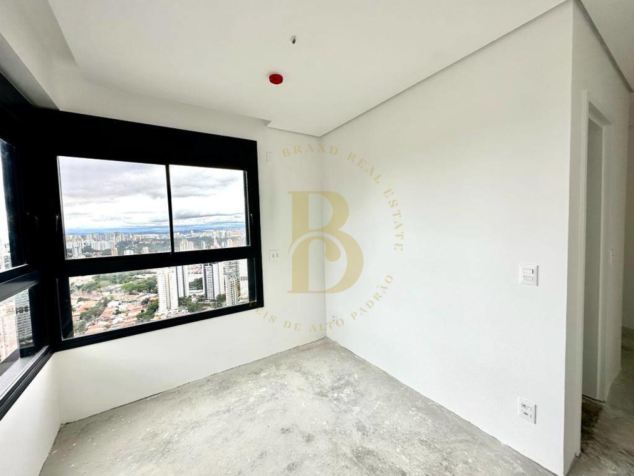 Foto 5 - BR3851