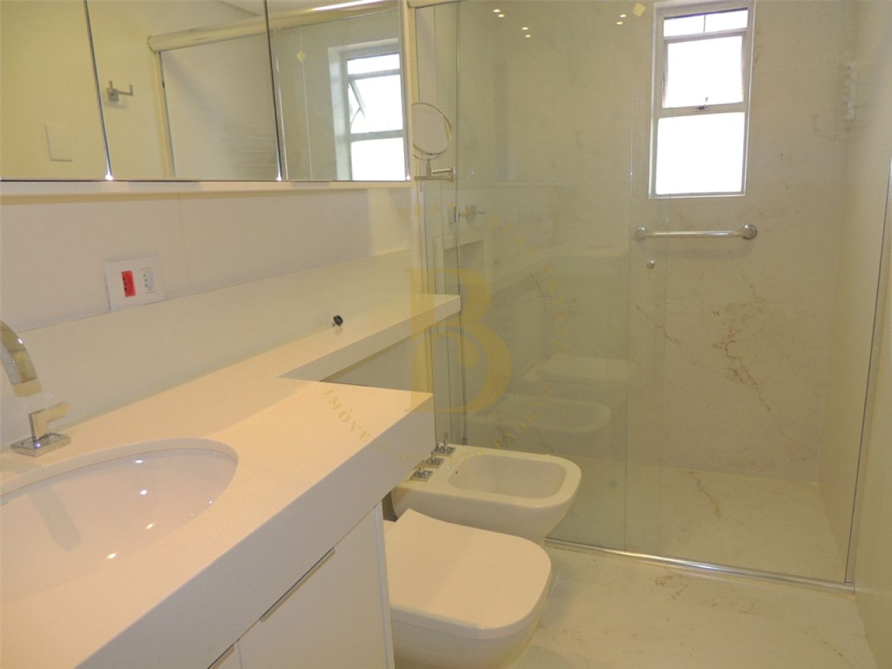 Foto 10 - BR3887