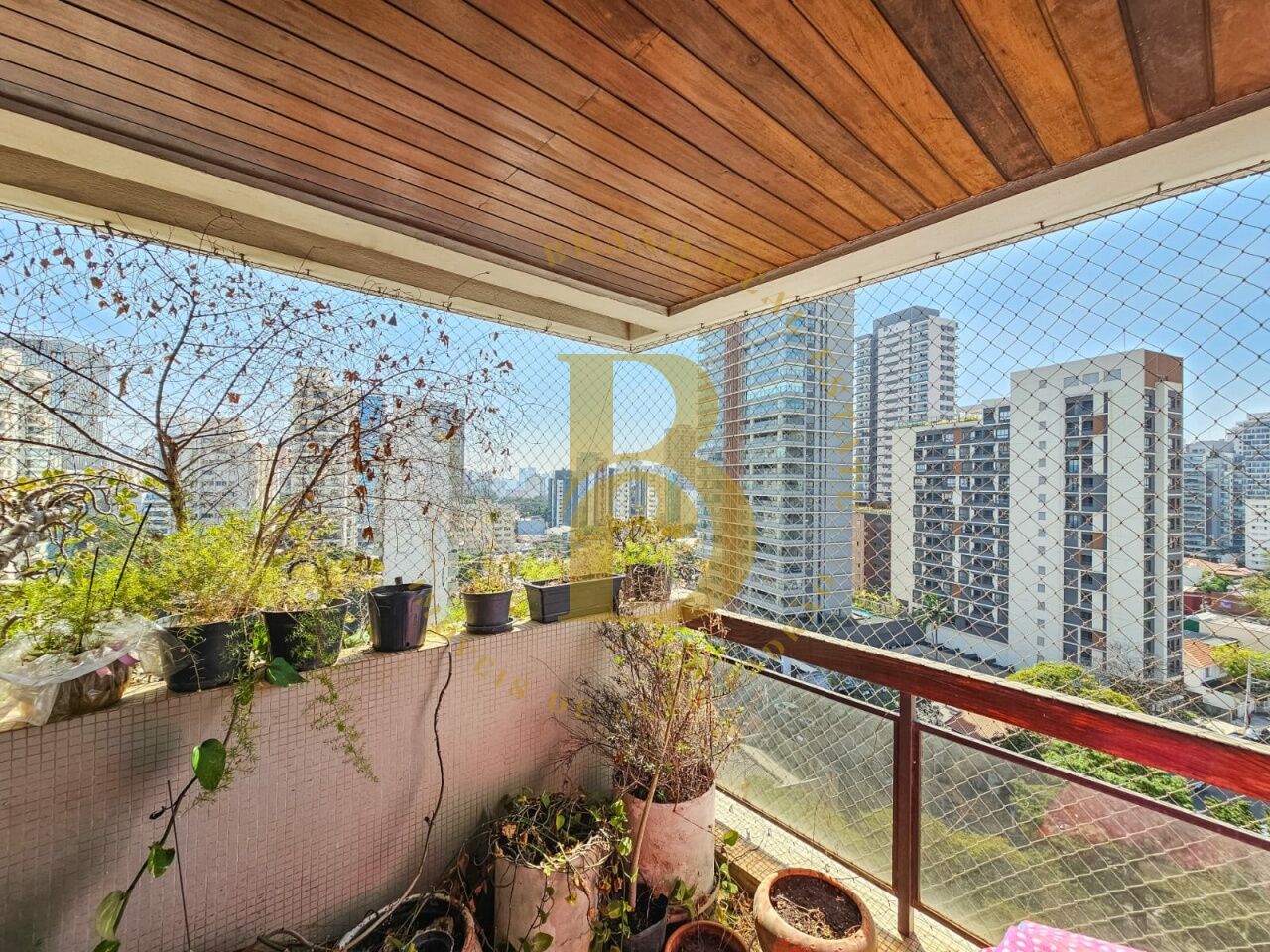 Foto 2 - BR3978