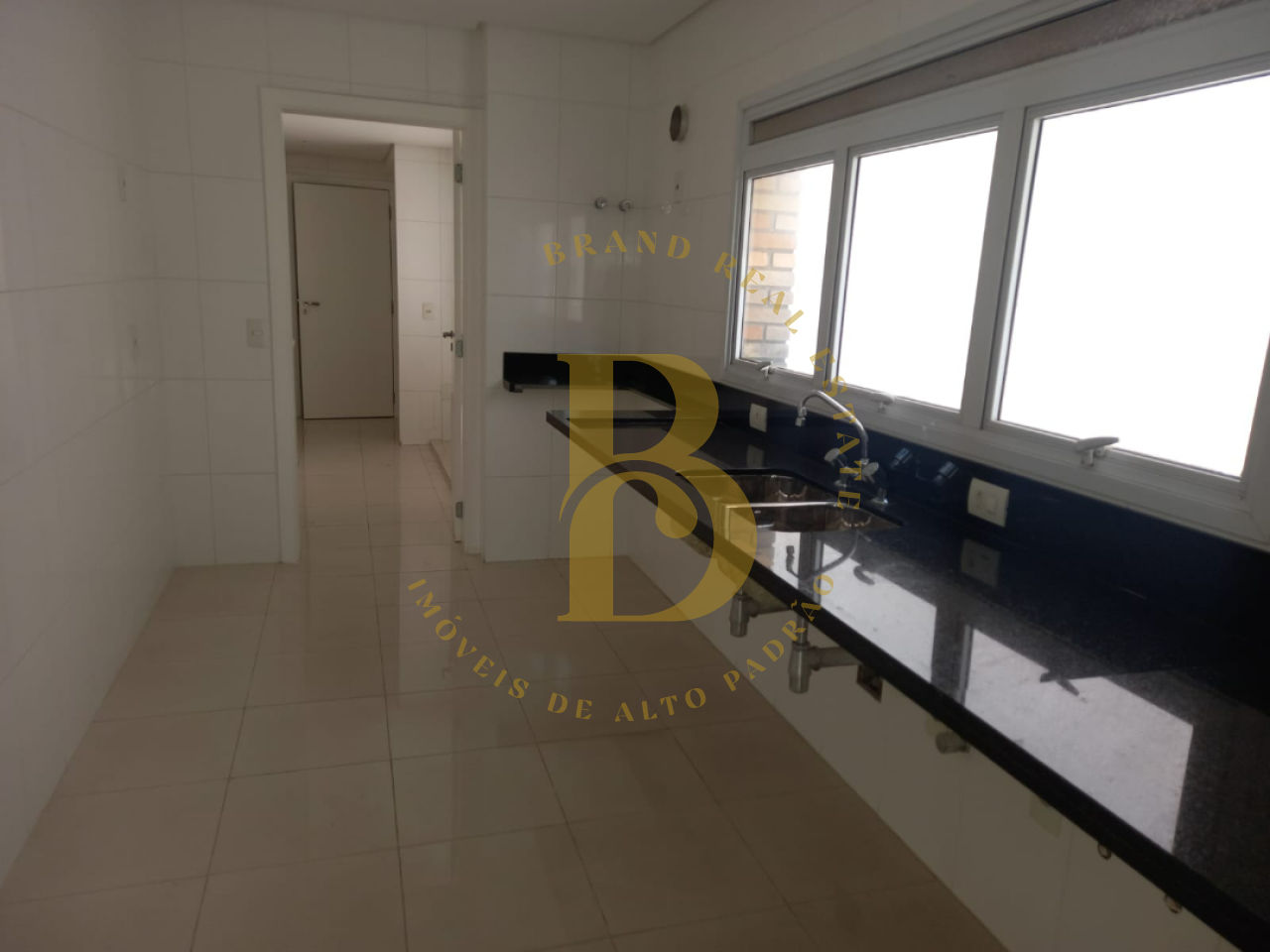 Foto 20 - BR4012