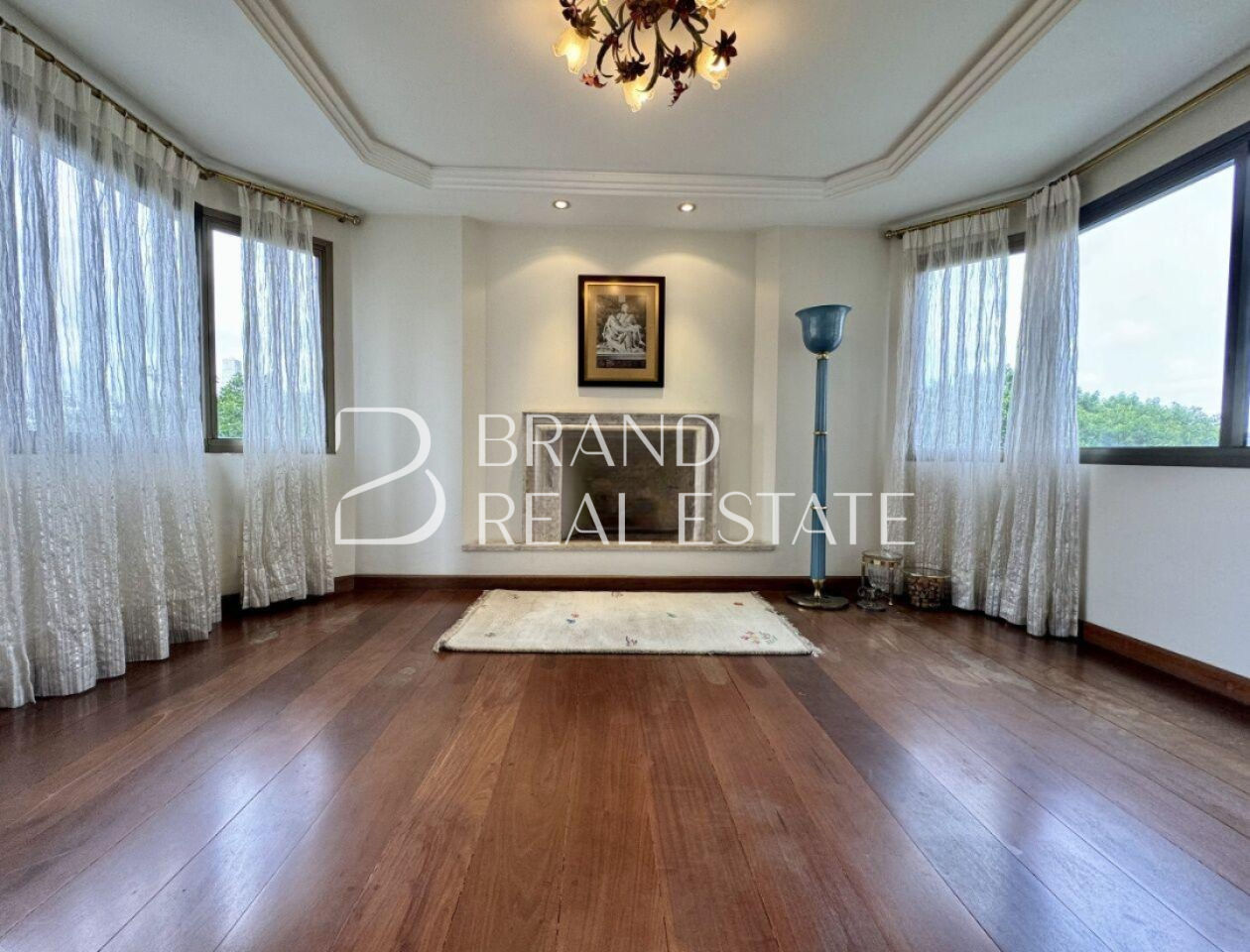 Foto 38 - BR4072