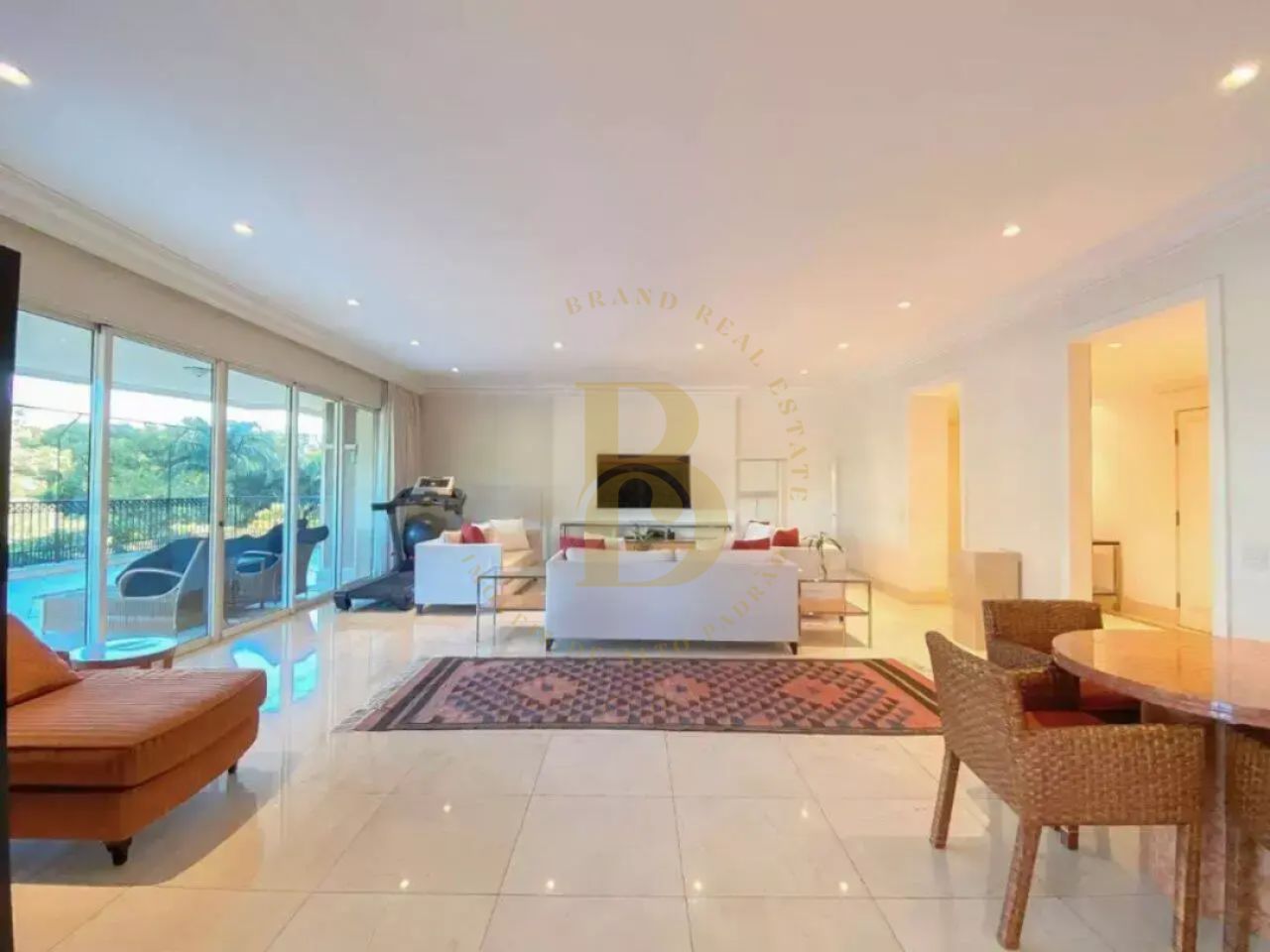 Foto 3 - BR4240