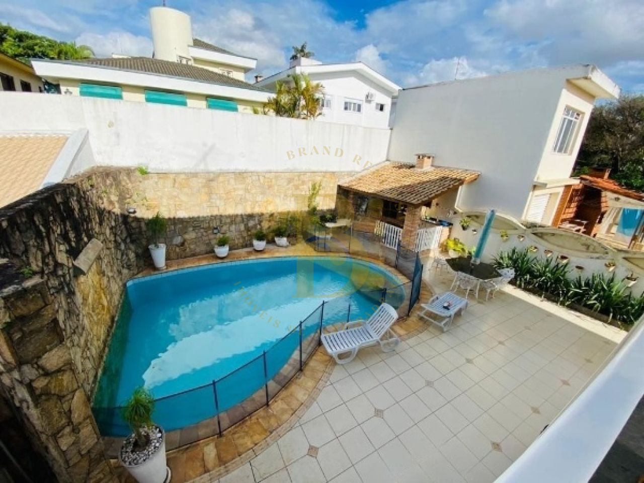 Foto 2 - BR4293
