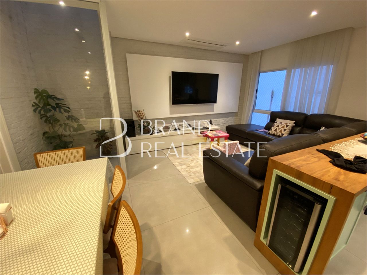 Foto 3 - BR4300