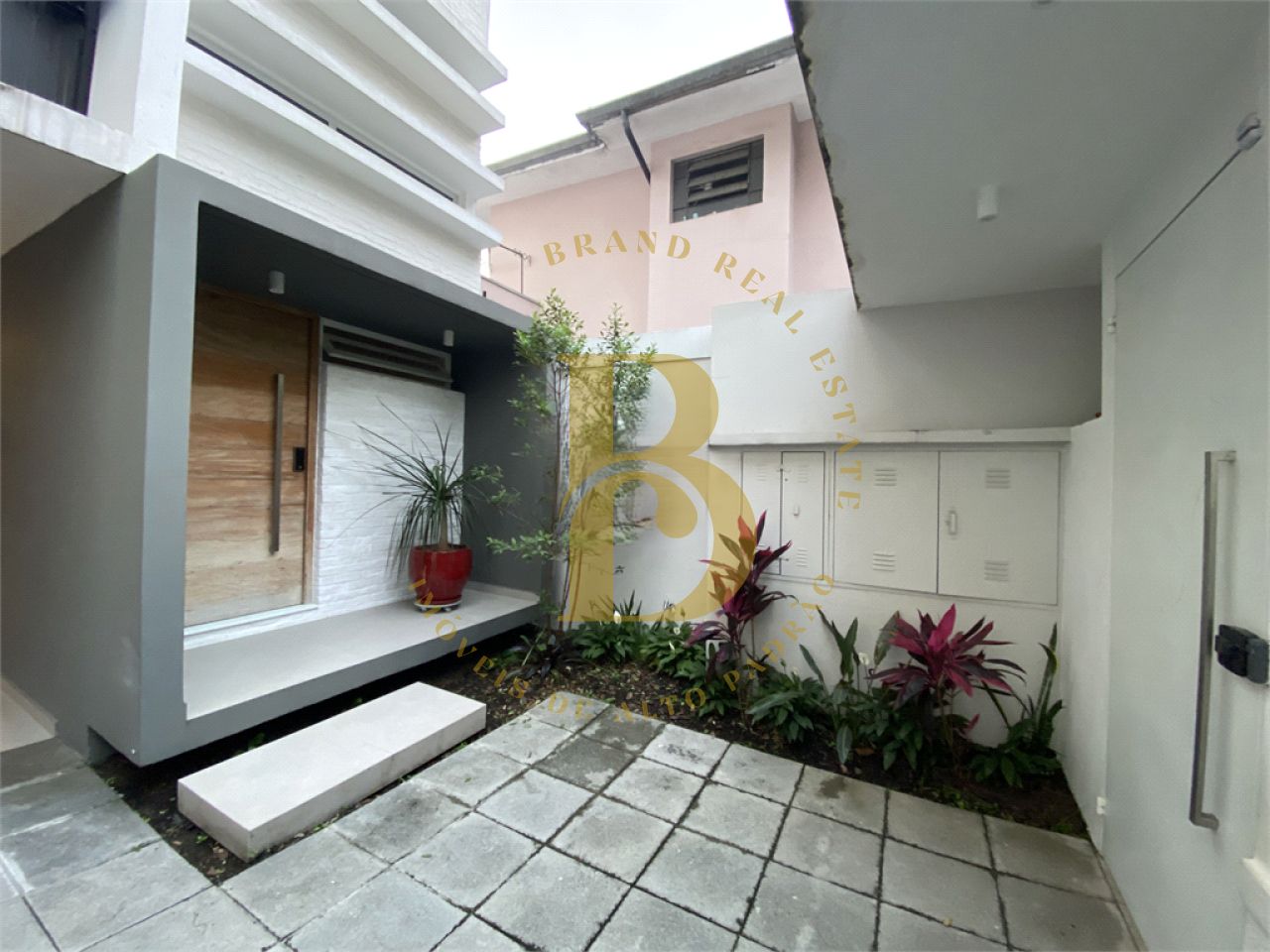 Foto 29 - BR4300