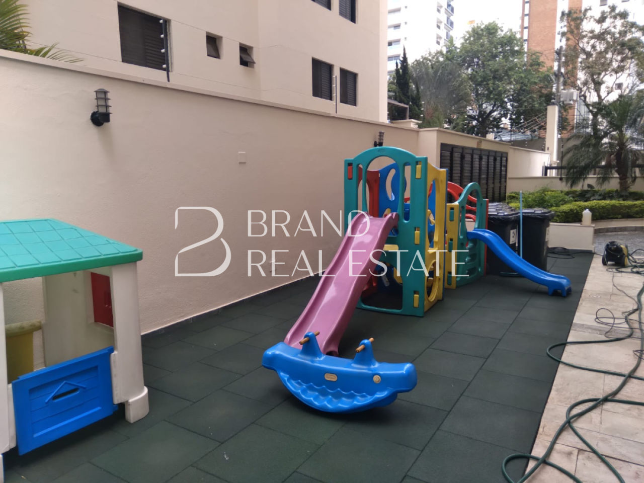 Foto 36 - BR4302