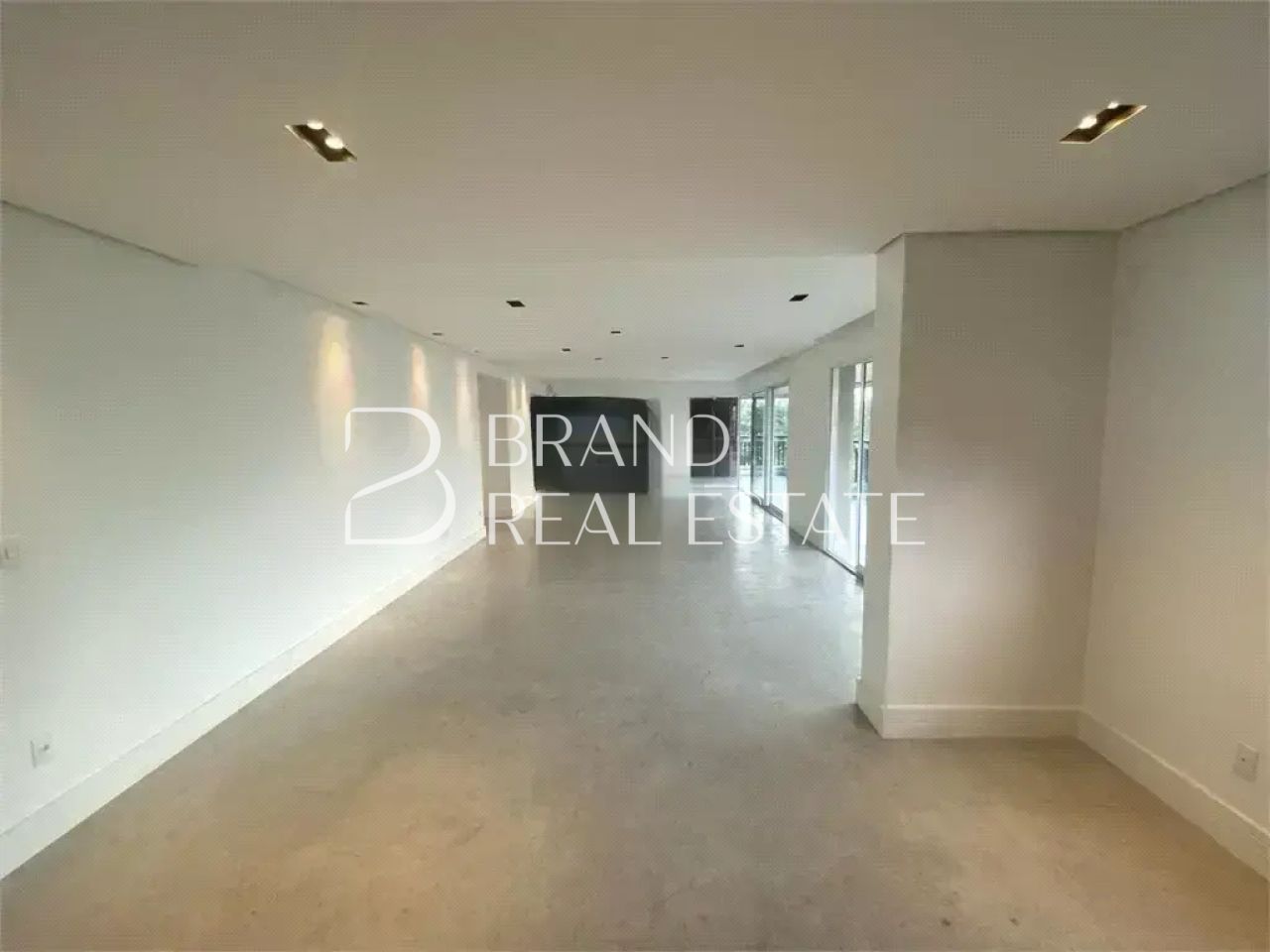 Foto 5 - BR4330