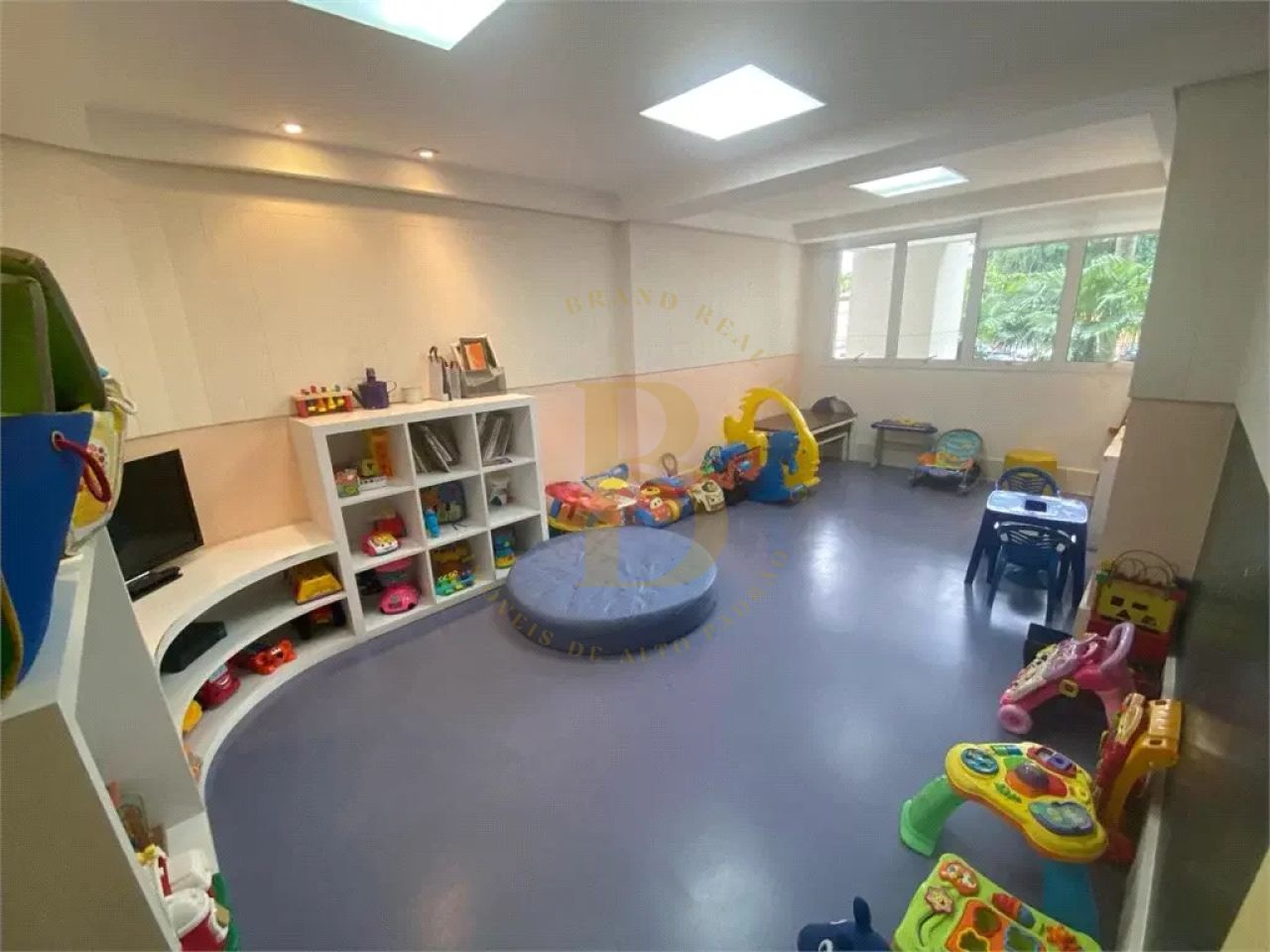 Foto 35 - BR4330
