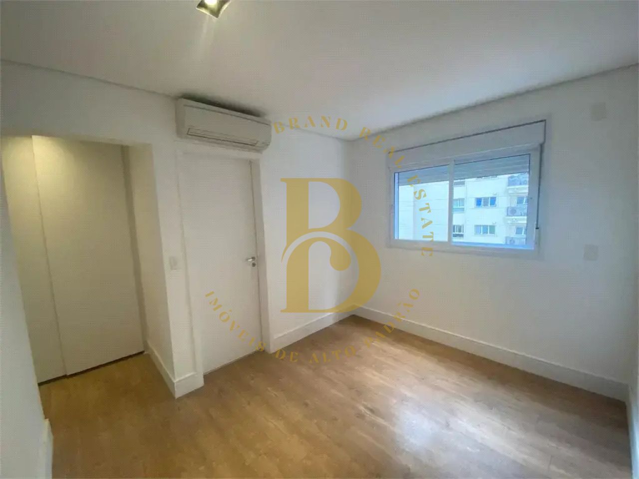 Foto 23 - BR4330