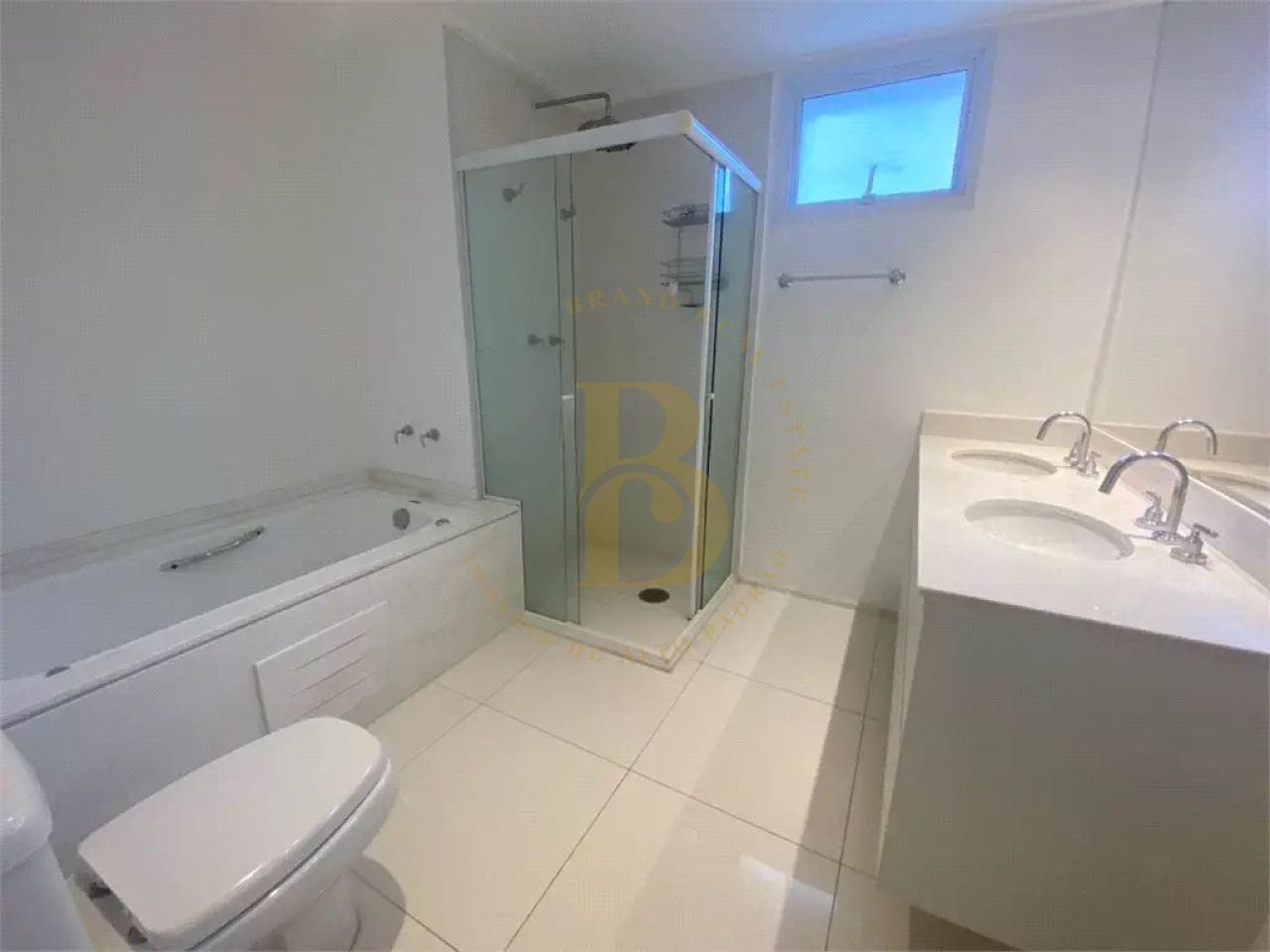 Foto 33 - BR4330