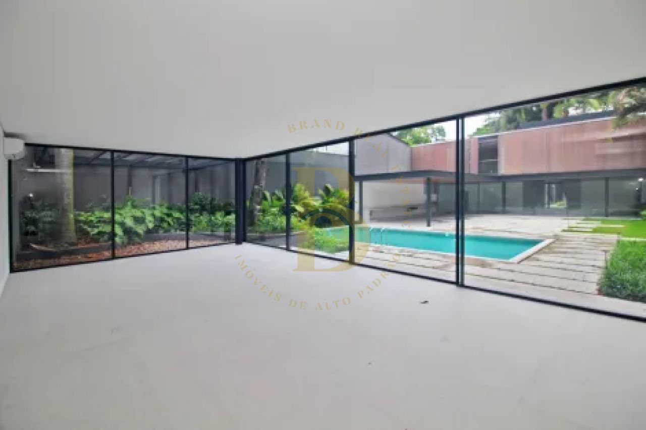 Foto 4 - BR4384