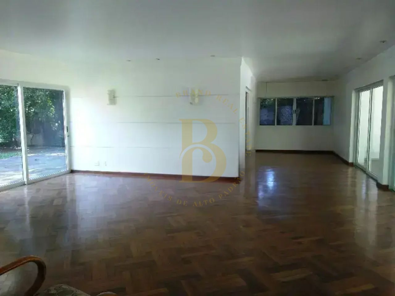 Foto 6 - BR4417